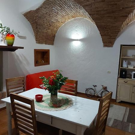 Casavacanze Vicolo Mentana Foligno Kültér fotó